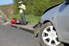 Motorkář předjížděl a zemřel - Staré Město