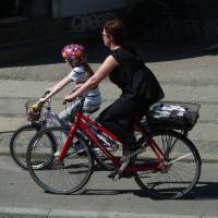 Jak správně vybrat dětskou helmu na kolo