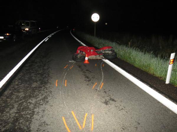 Srna vyběhla přímo pod motorku - Výšinka, Trutnov