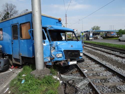 Dopravní nehoda Avie a dodávky v Ostravě - Ostrava