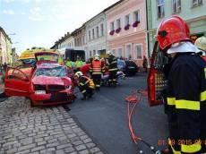 Dopravní nehoda v ulici Kadaňská v Chomutově - Kadaňská, Chomutov