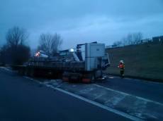 Čelní střet s kamionem na Hodonínsku - silnice I/55
