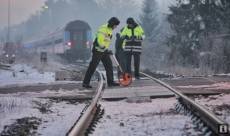 Srážka vlaku s automobilem ve Vejprnicích má tragické následky