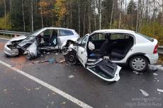 Nehoda na Klatovsku, při které se zranili tři lidé a jeden člověk zemřel. - Železná Ruda