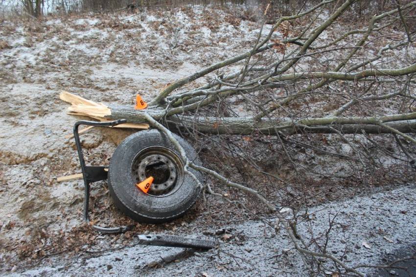 Řidič kamionu se motal po dálnici D46, po nehodě nadýchal 3,2 promile - Vyškov