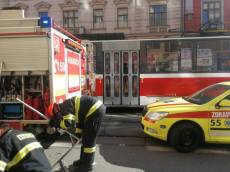 Čelní střet brněnské tramvaje s trolejbusem si vyžádala čtyřicet zraněných - Brno